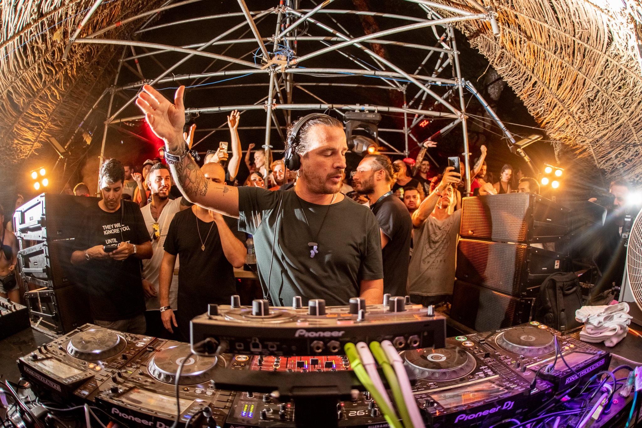 Luciano Ibiza fiesta gratis