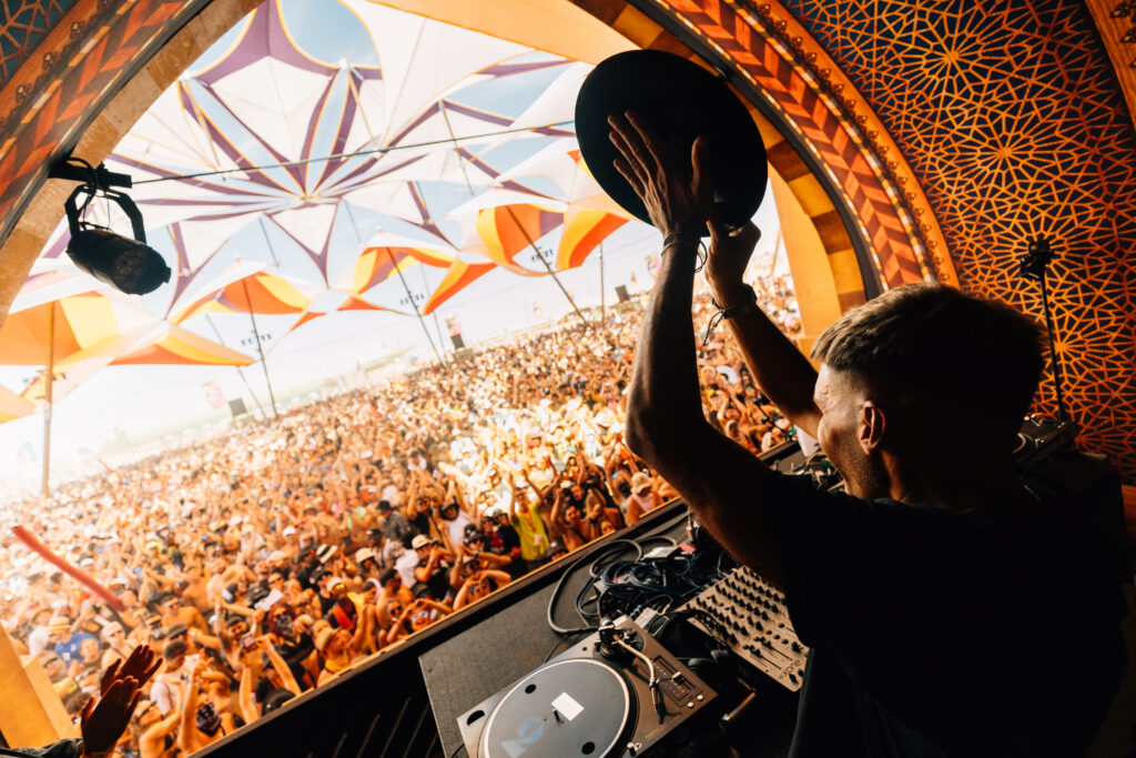 andres campo opening monegros desert festival
