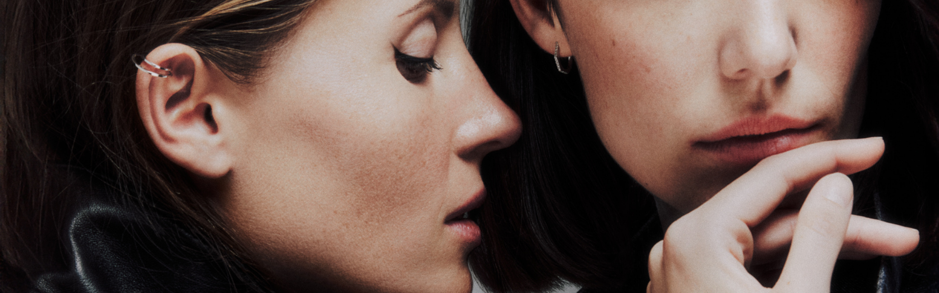 Amelie Lens y Charlotte de Witte juntas para un épico B2B en 2025