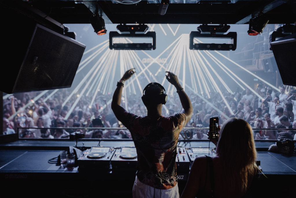 resistance-ibiza-2025-amnesia-techno